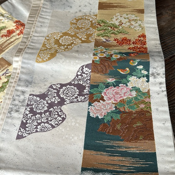 Vintage silk embroidered Obi - Picture 3 of 7